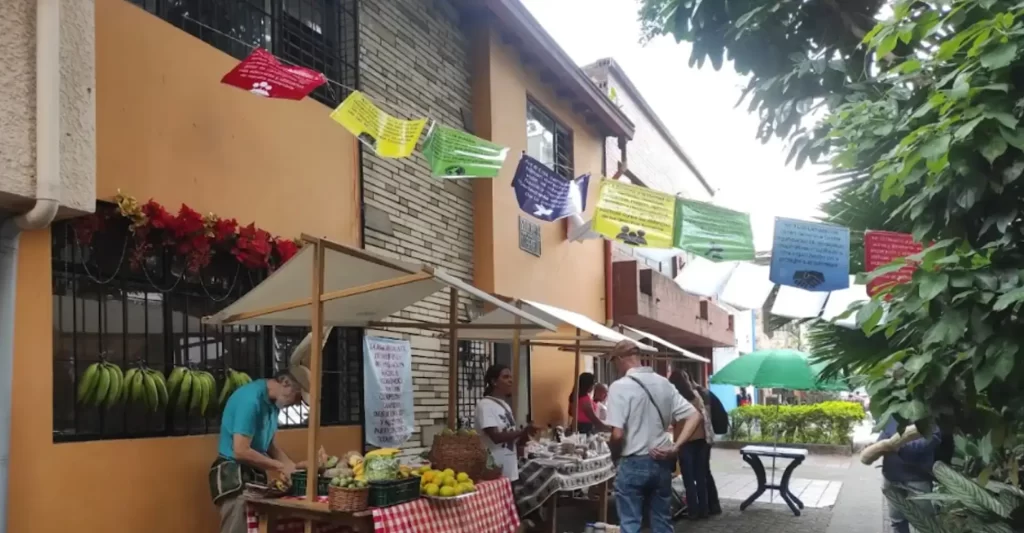 Lanzamiento De La Tienda La Soberana